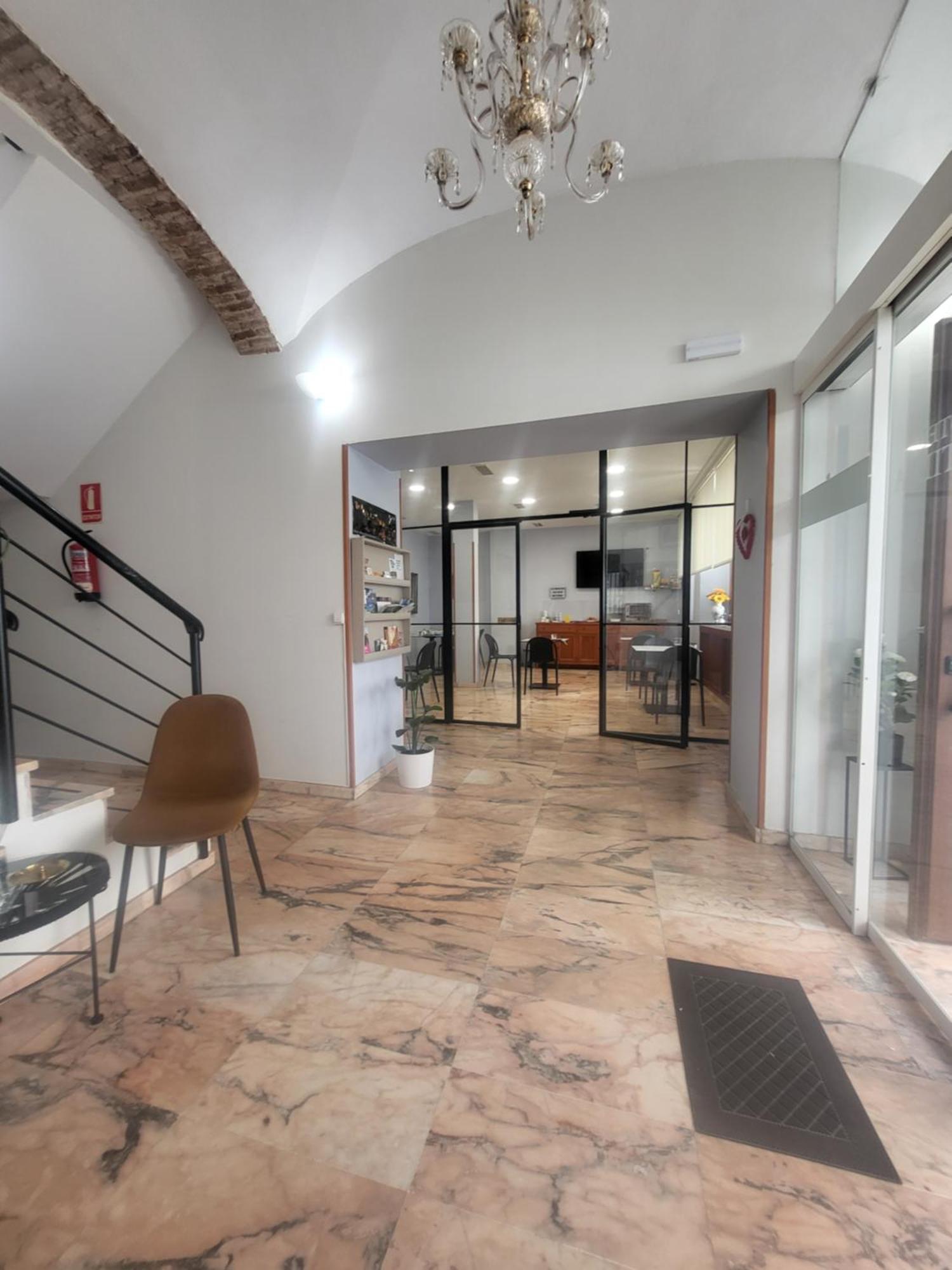 Hotel Castilla Caceres Bagian luar foto